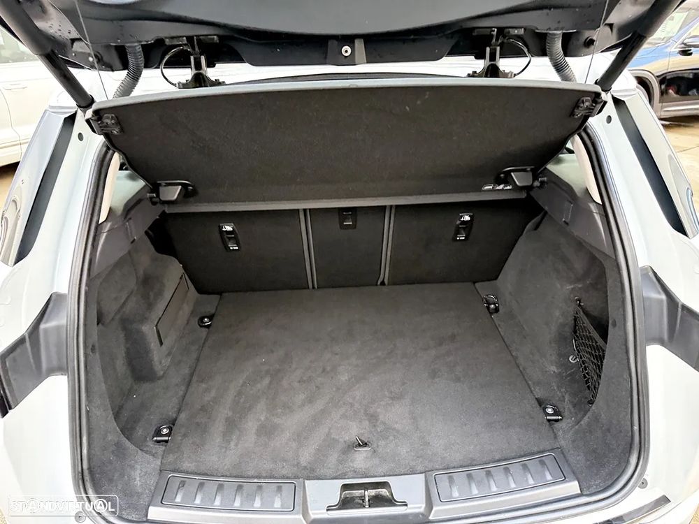 Land Rover Range Rover Evoque 2.0 D150 AWD Auto - 38