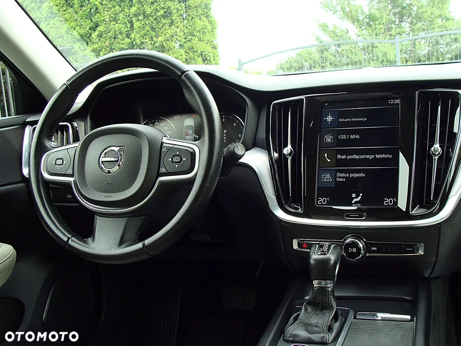 Volvo V60 D3 Momentum Pro - 15