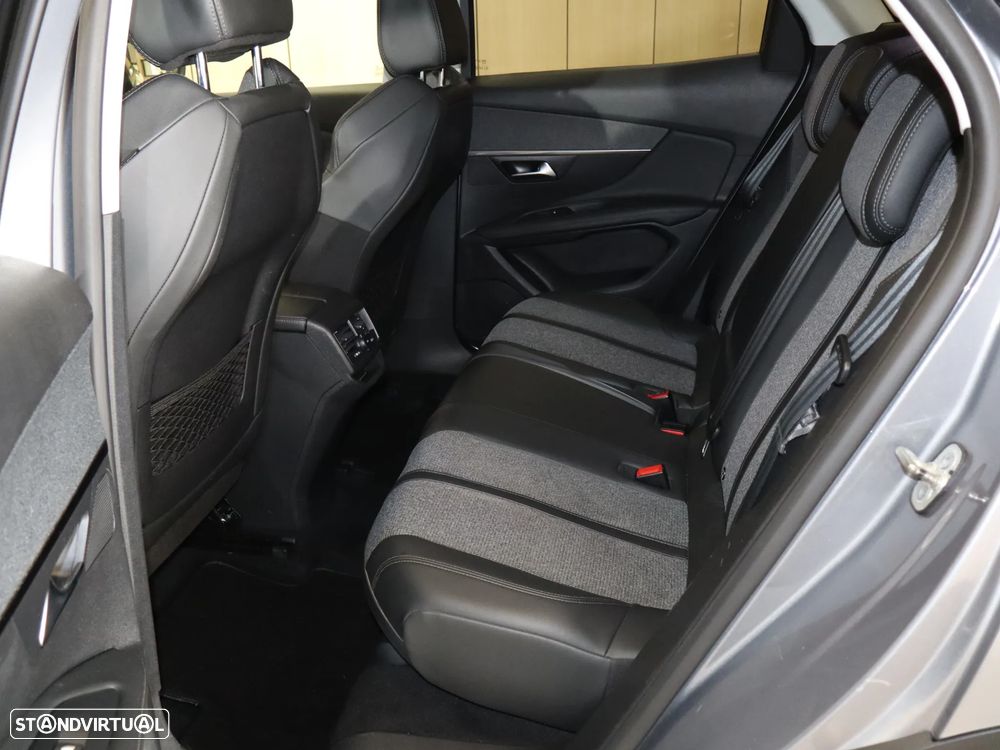 Peugeot 3008 BlueHDi 130 Stop & Start EAT8 Allure - 12