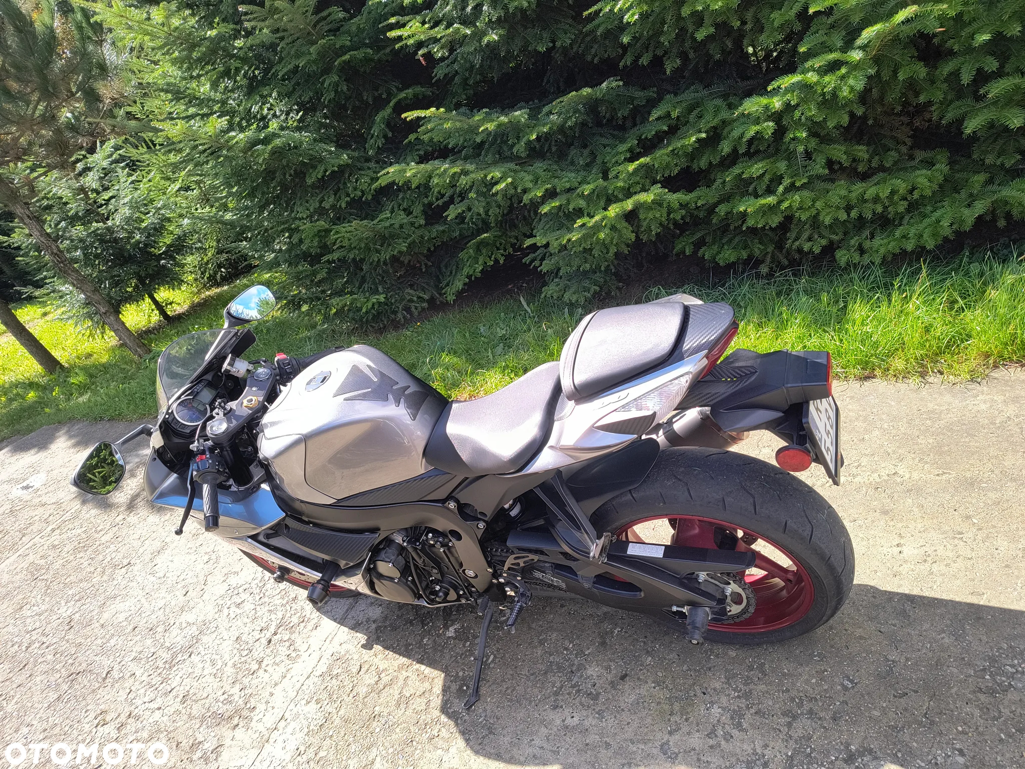 Suzuki GSX-R - 3