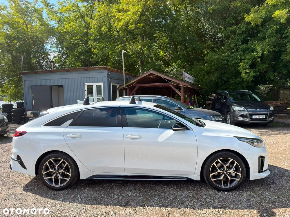 Kia ProCeed - 7