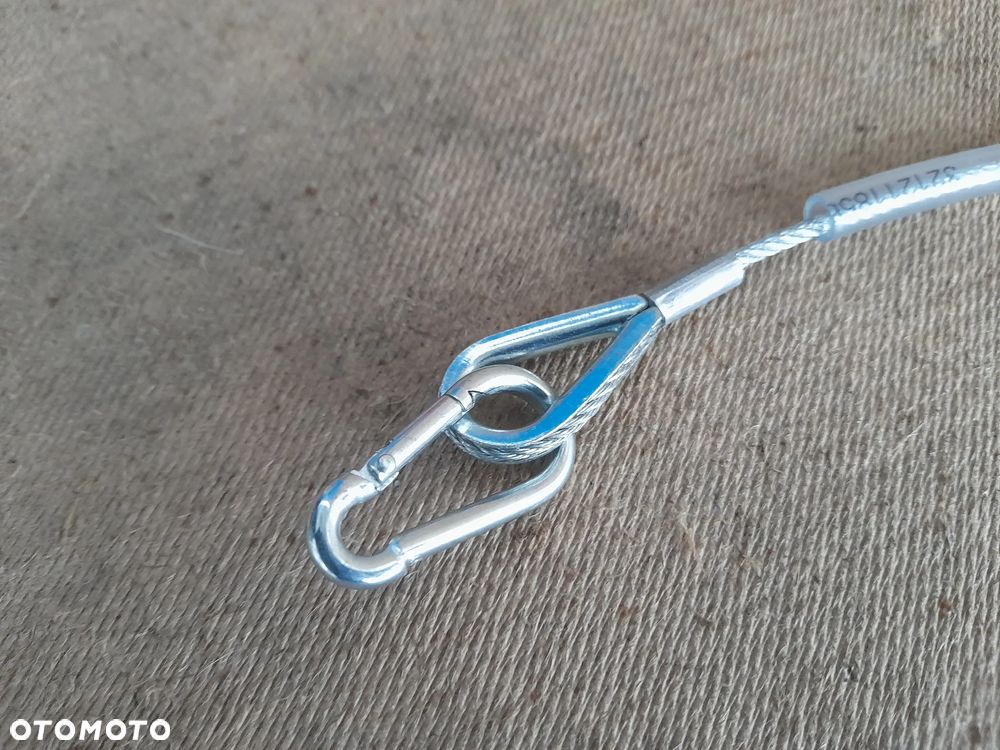 Linka zabezpieczająca z karabińczykami 74CM - 2