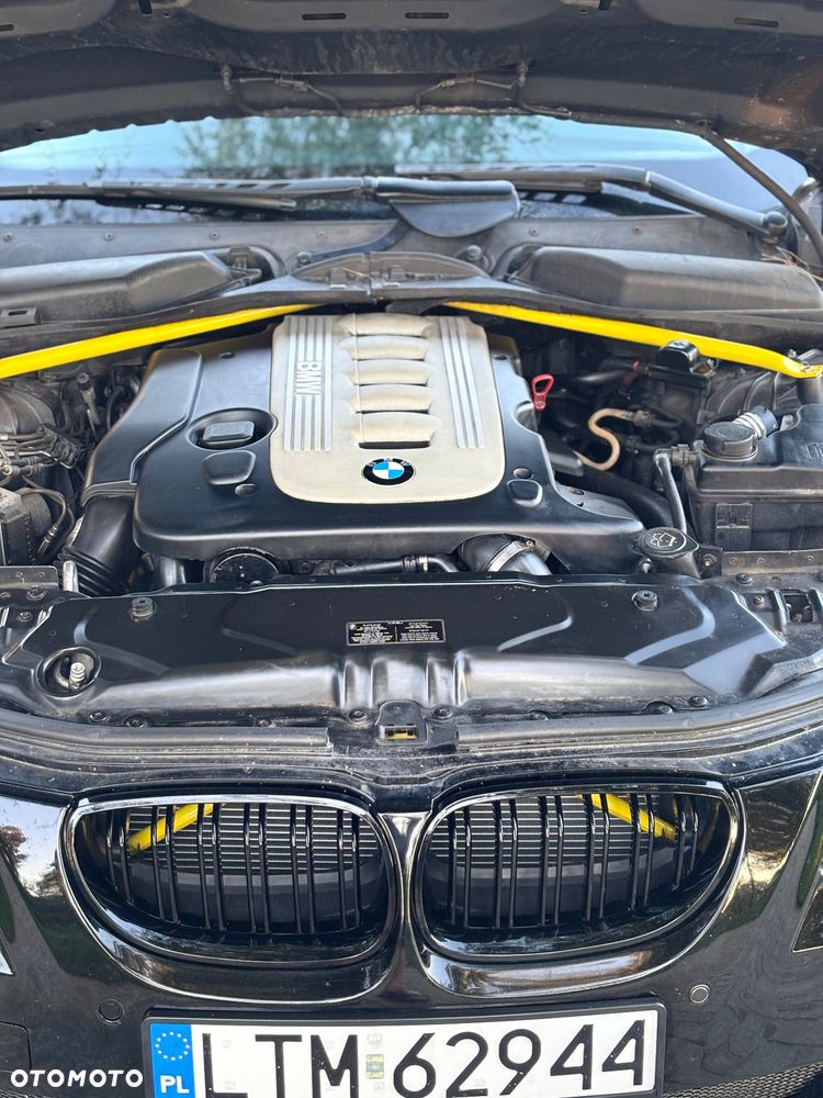 BMW Seria 5 525d - 9