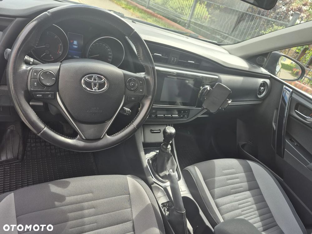Toyota Auris 1.6 D-4D Comfort - 8