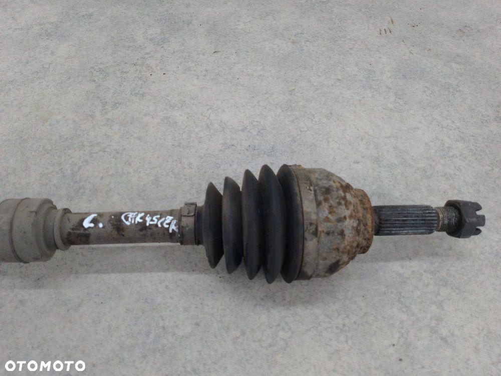 PÓŁOŚ LEWA PRZÓD AUTOMAT CHRYSLER SEBRING II 3.0 V6 - 3
