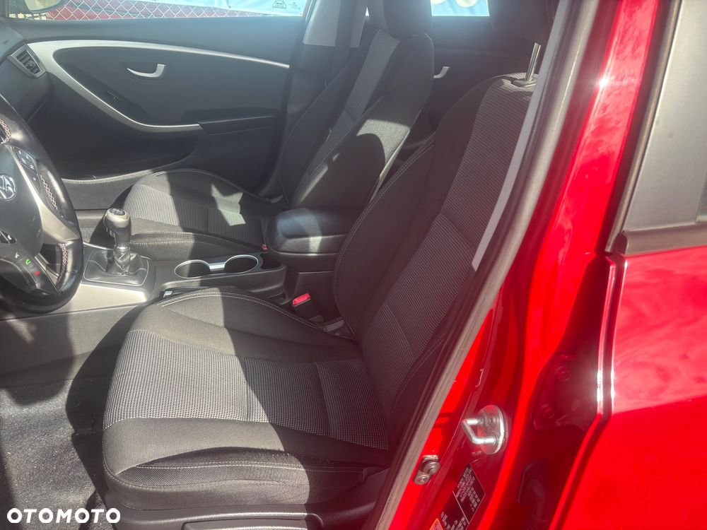 Hyundai i30 1.4 Classic + - 15