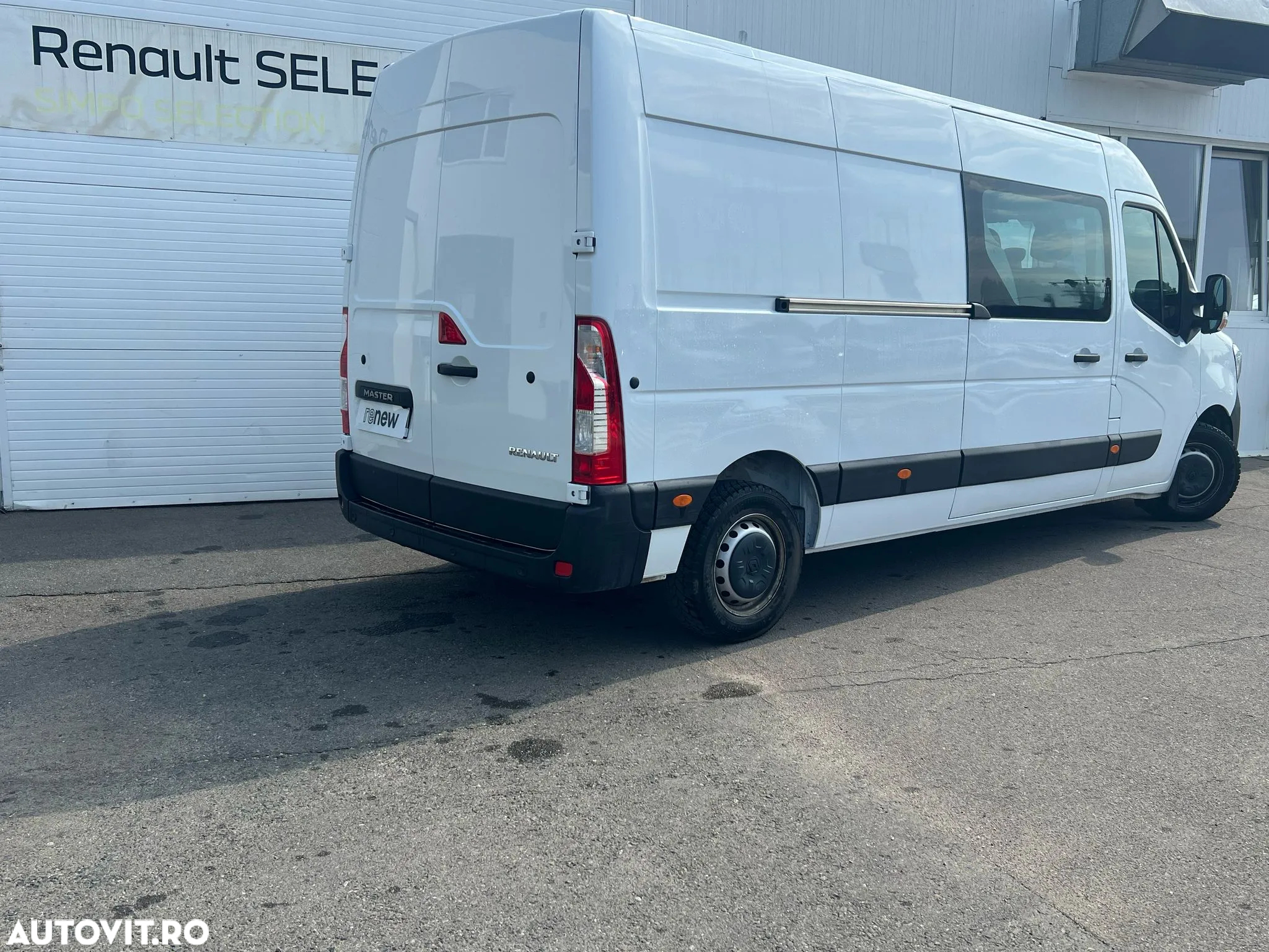 Renault Master 2.3 Blue dCi 135 TT Furgon CD 3,5t L3H2 9 m3 - 2
