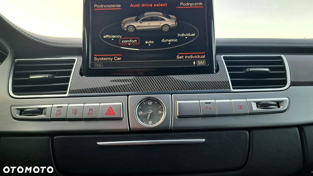 Audi S8 - 13