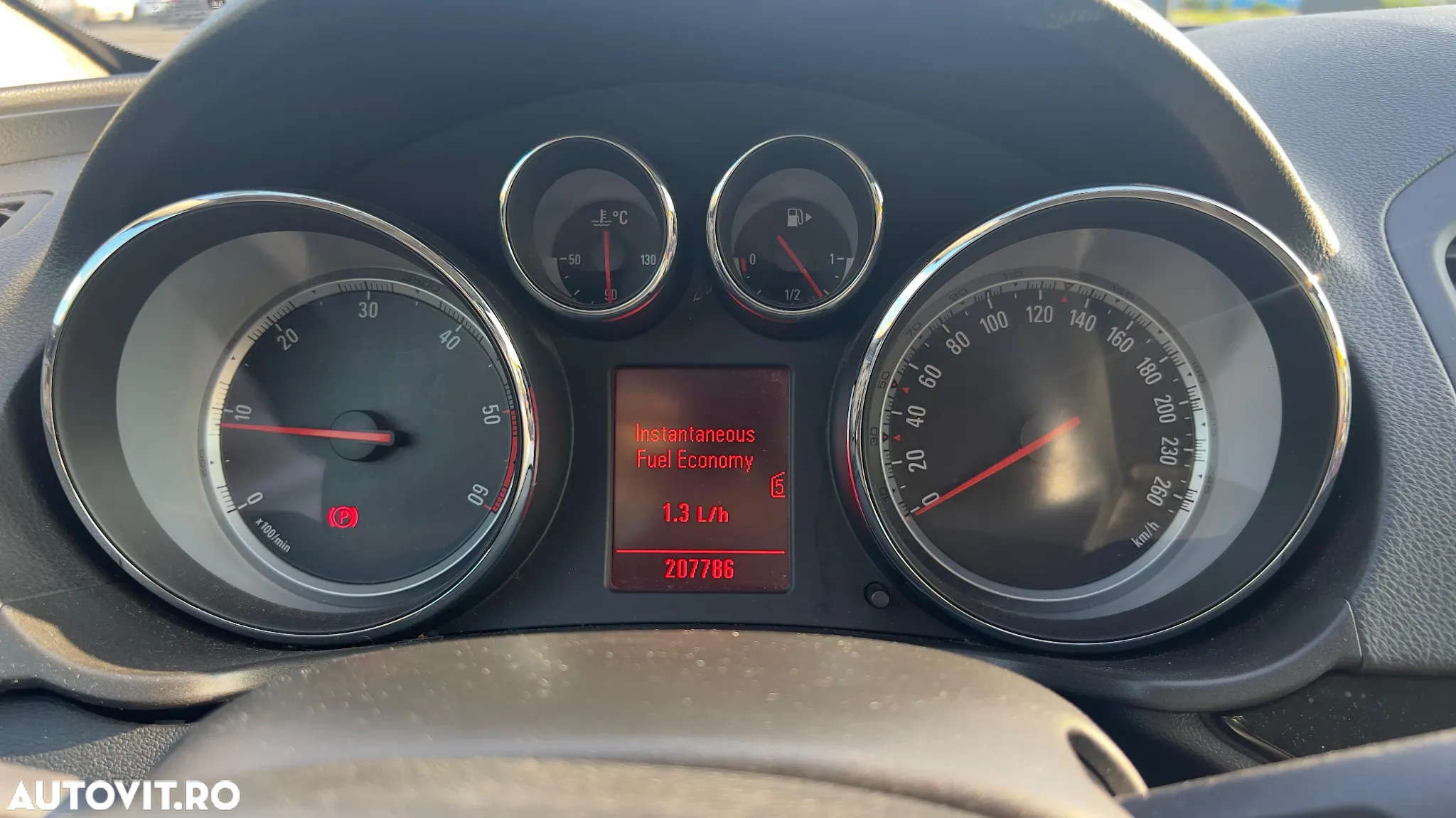 Opel Insignia 2.0 CDTI Sports Tourer - 8