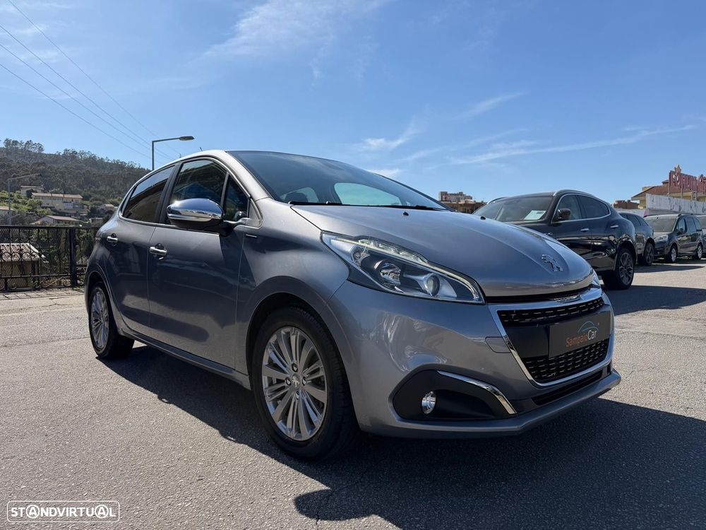 Peugeot 208 1.2 PureTech Signature - 7