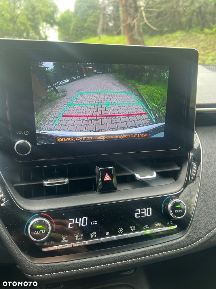 Toyota Corolla 1.8 Hybrid GPF Comfort - 4