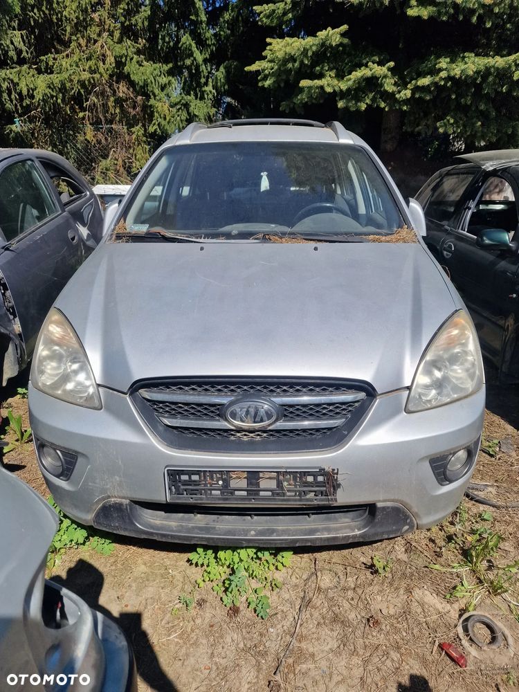 Kia carens 2006r 2.0 crdi R81S manual 6b U20J lakier 7s na części - 3