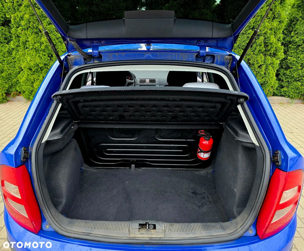 Skoda Fabia 1.4 16V Ambiente - 22