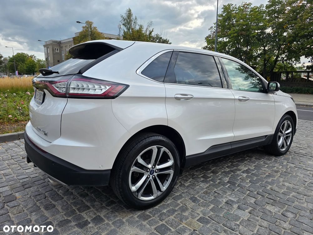 Ford Edge - 32
