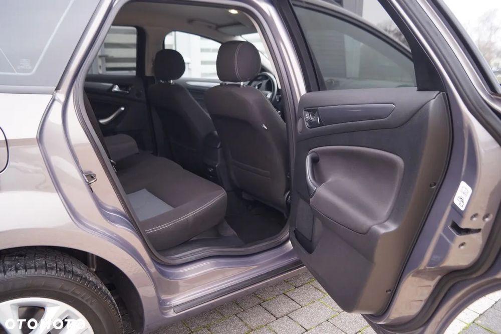 Ford Mondeo 1.6 TDCi Ambiente - 28