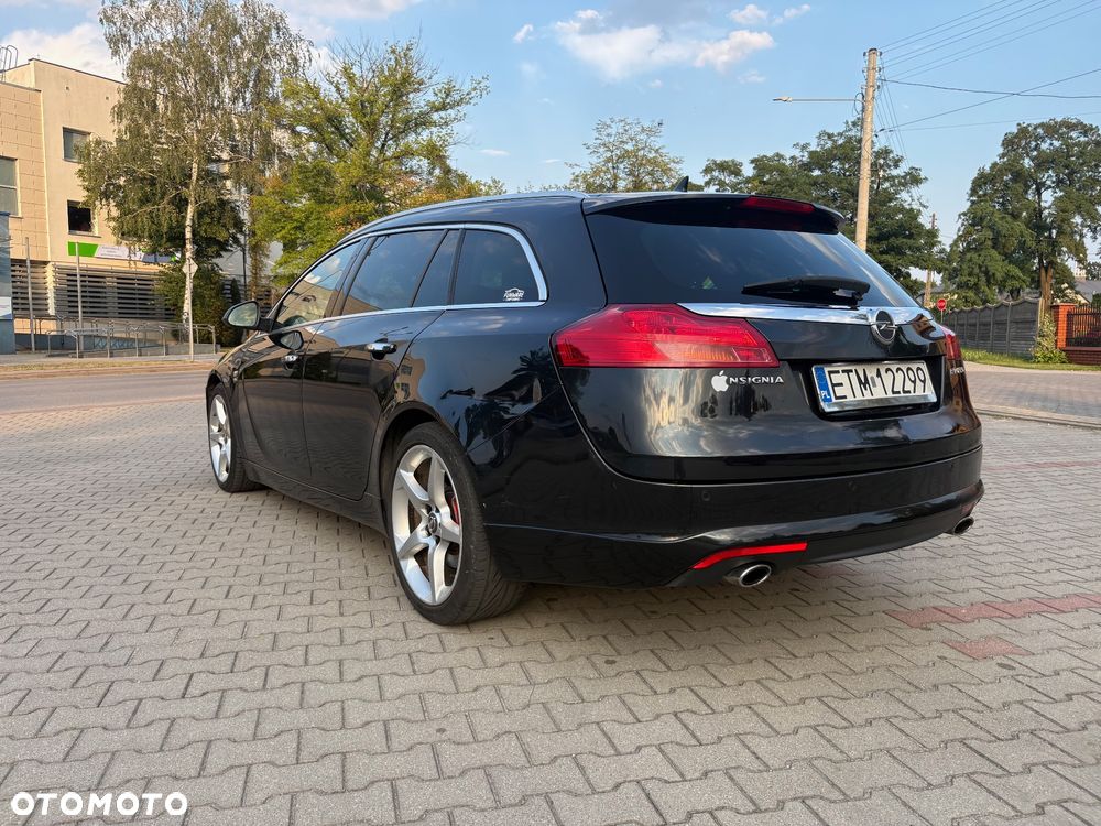 Opel Insignia - 12
