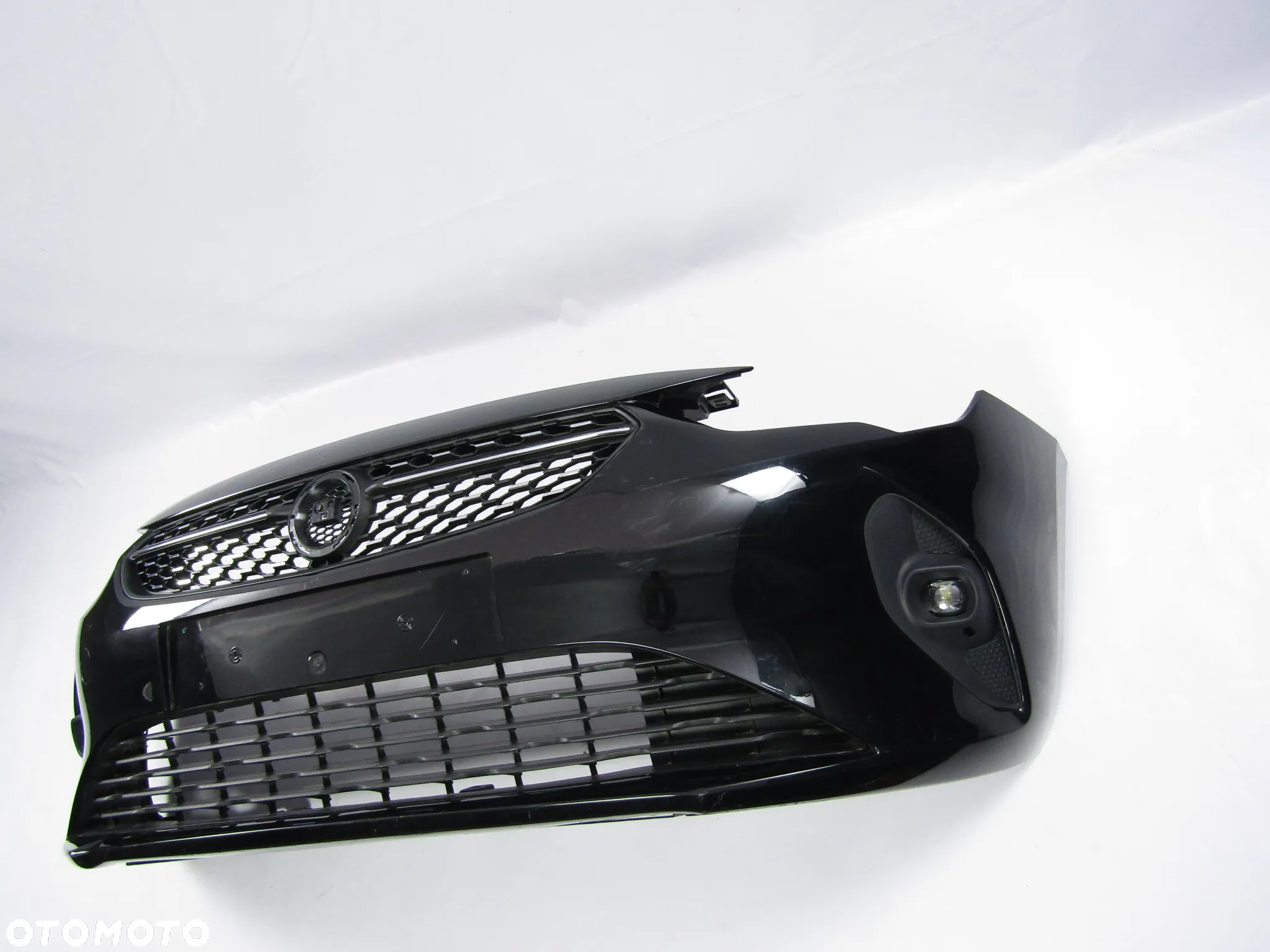 Zderzak przedni Opel Corsa F 19 - 24 Lakier  22C - 9