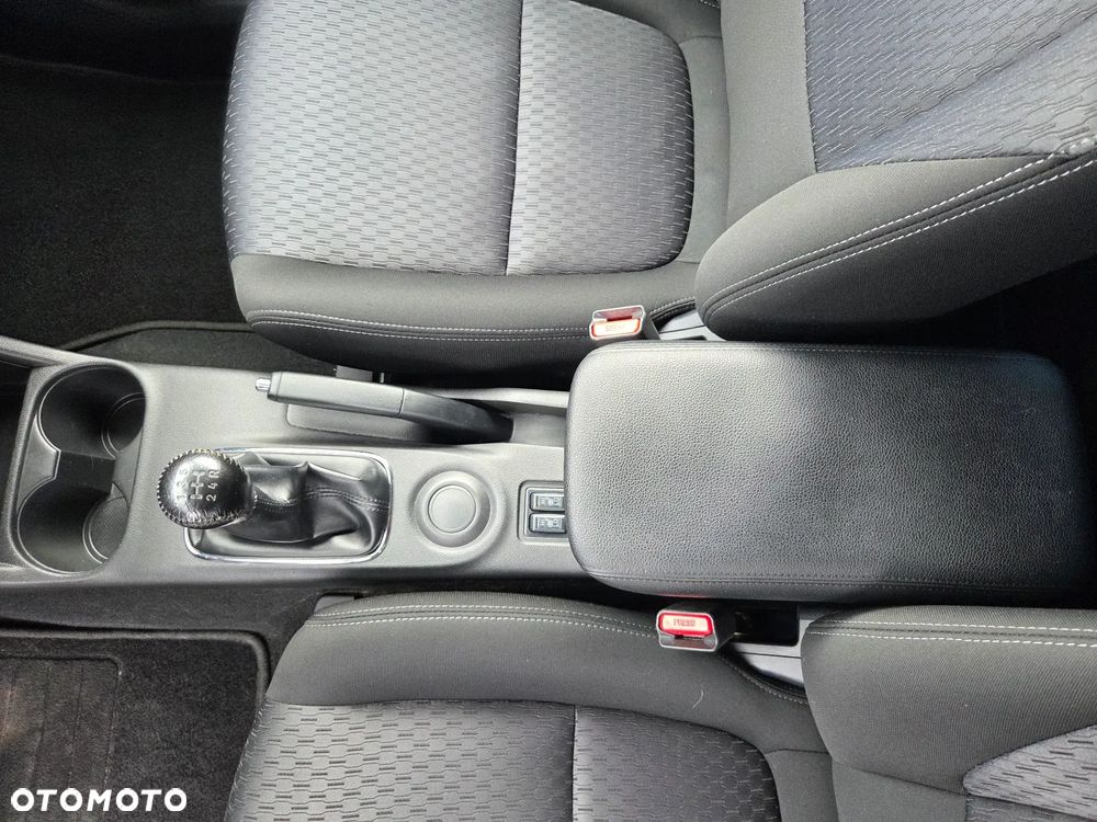 Mitsubishi Outlander 2.0 City Style 2WD - 23