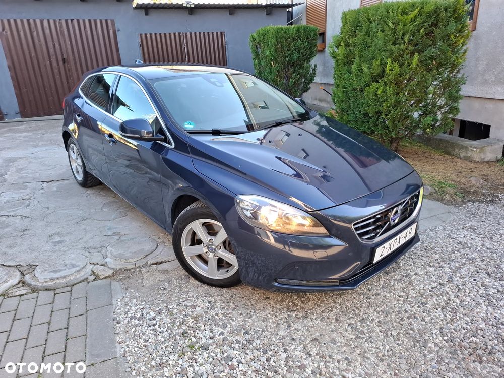 Volvo V40 D4 Ocean Race - 3