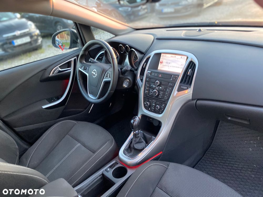 Opel Astra 1.4 Turbo Cosmo - 17