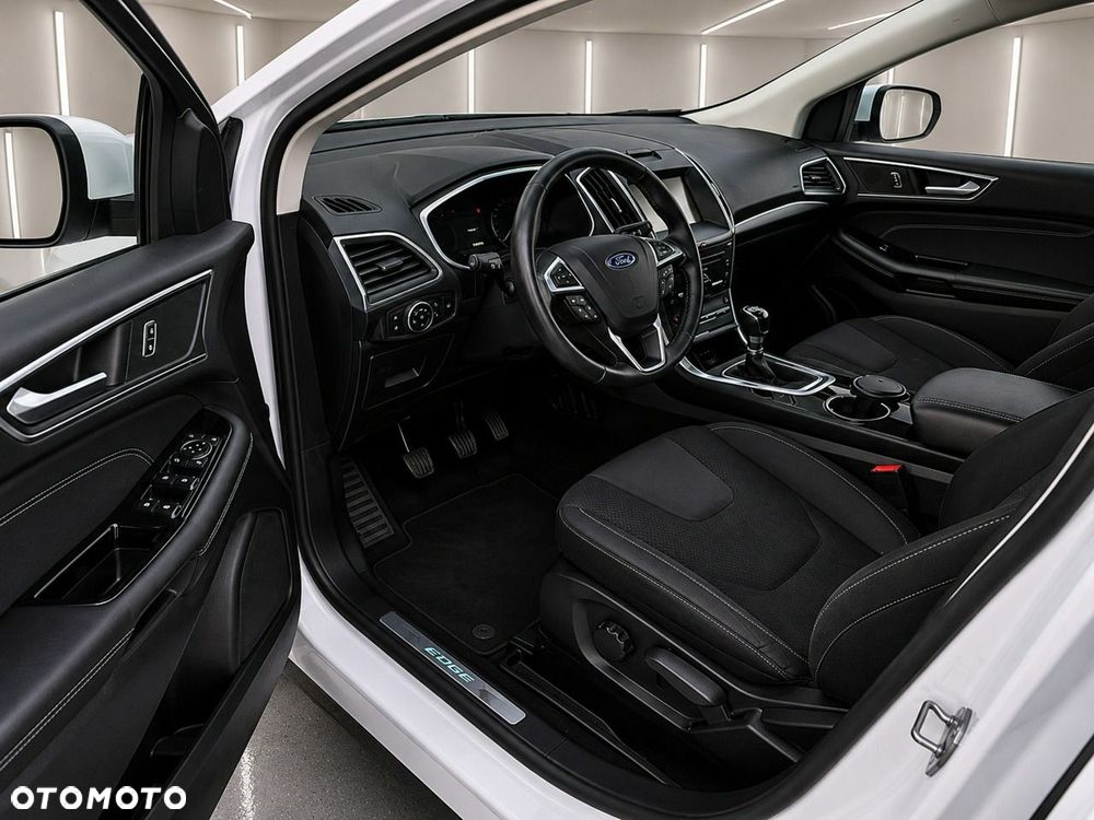 Ford Edge - 9
