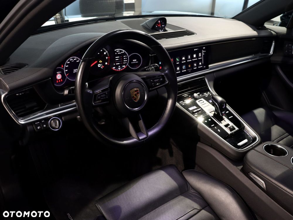 Porsche Panamera 4 Platinum Edition - 16