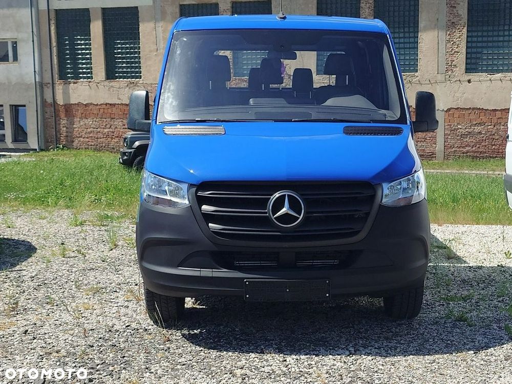 Mercedes-Benz Sprinter - 5