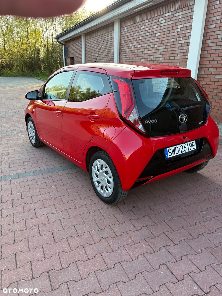 Toyota Aygo x - 8