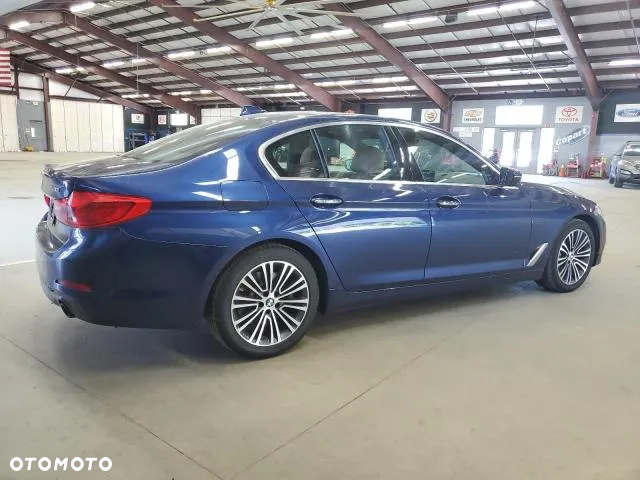 BMW Seria 5 530i xDrive Sport Line sport - 10