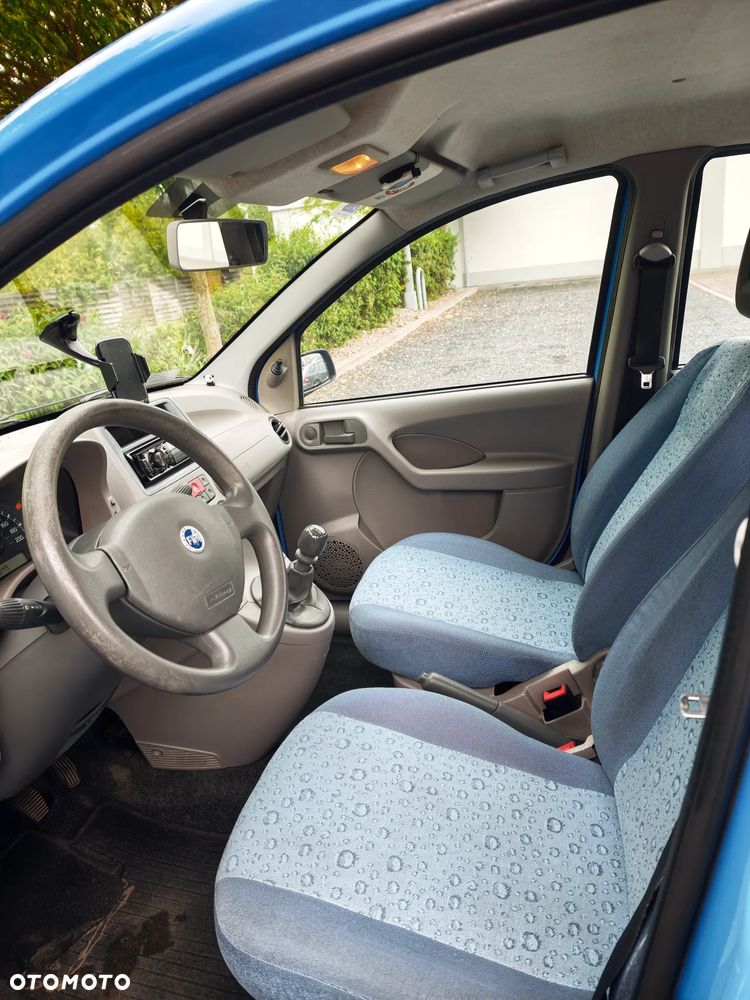 Fiat Panda 1.1 Active dla kobiet - 17
