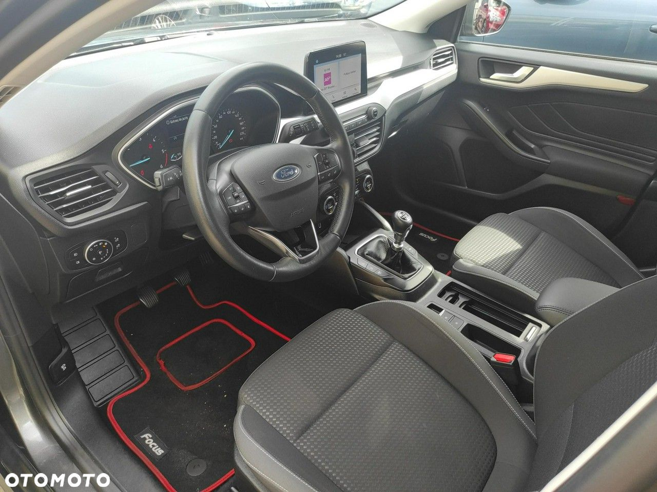 Ford Focus - 9