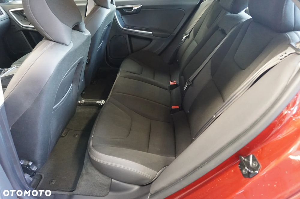 Volvo S60 - 13