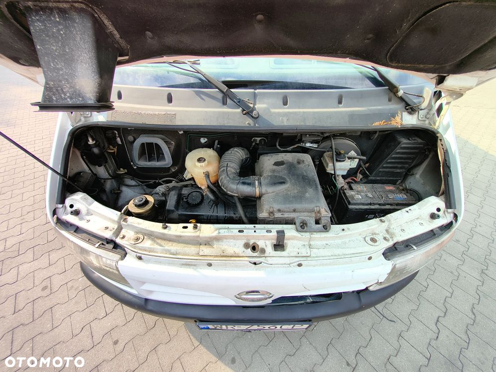 Nissan Interstar - 8