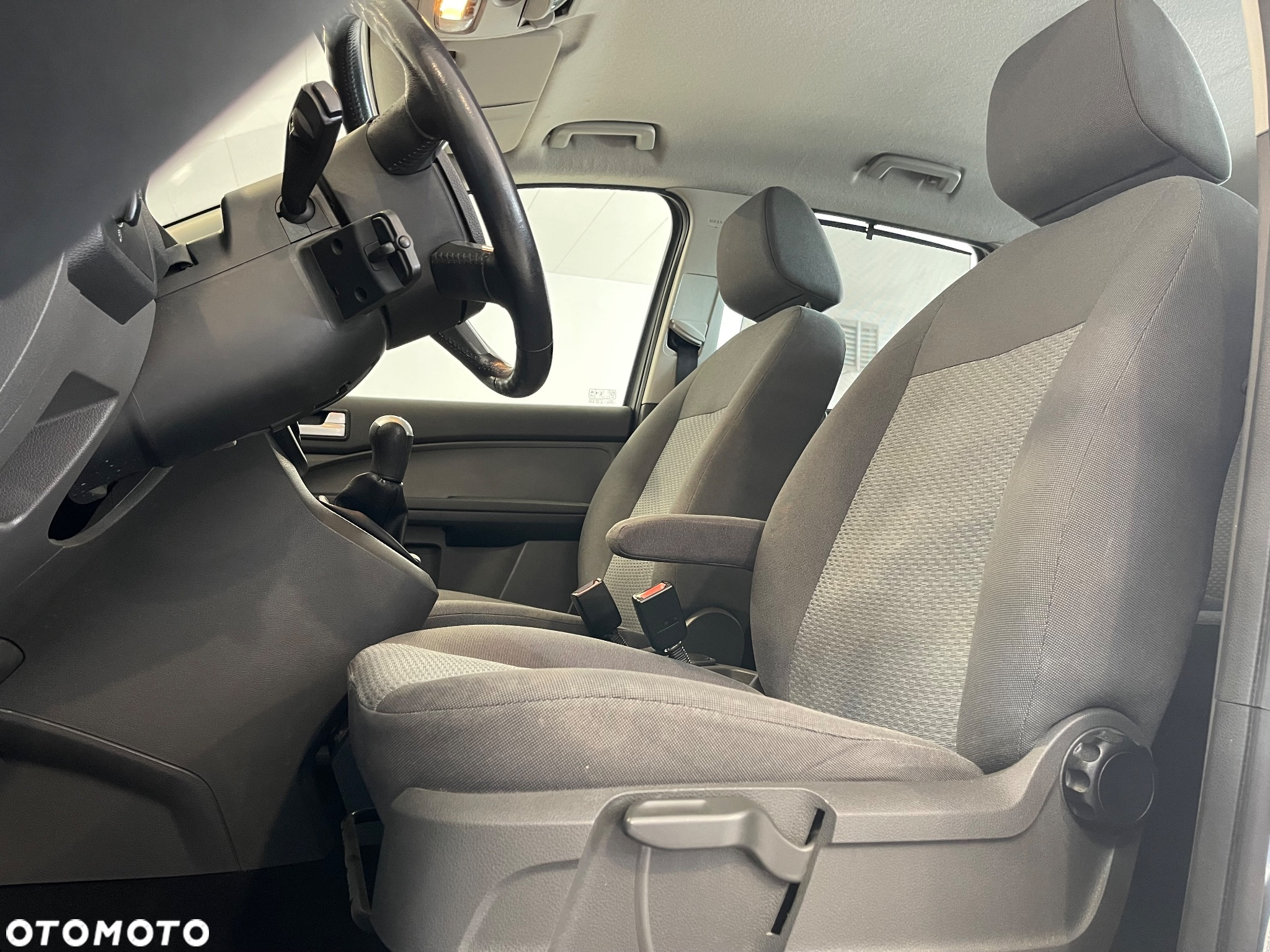 Ford Focus C-Max 1.6 Trend - 9