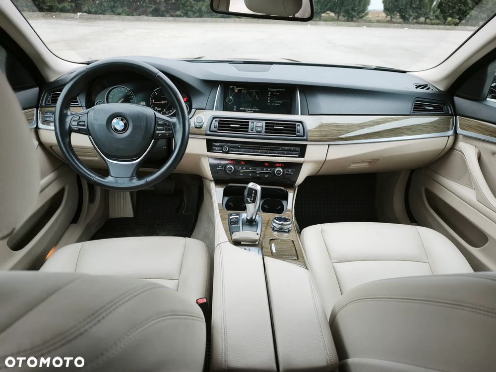 BMW Seria 5 520d Modern Line - 28