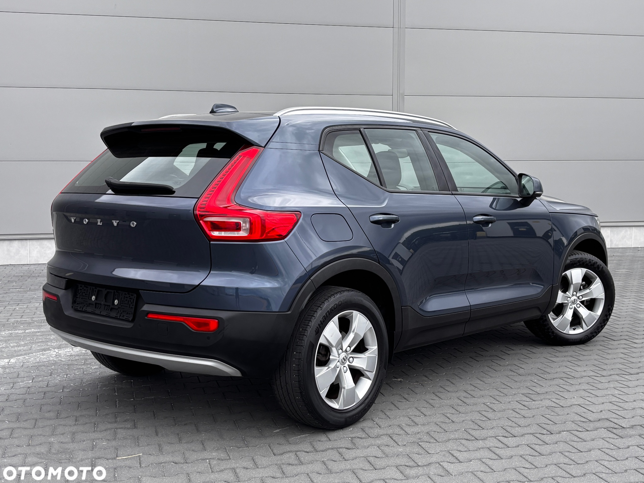 Volvo XC 40 T3 Geartronic Momentum Pro - 8