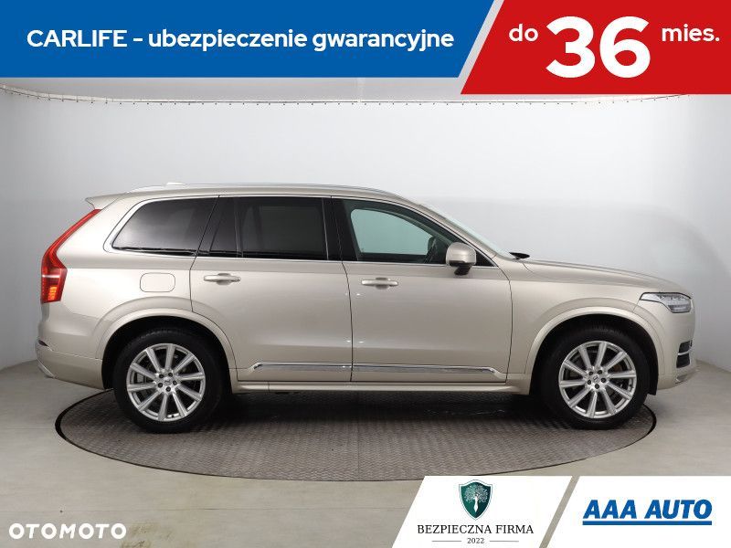 Volvo XC 90 - 7