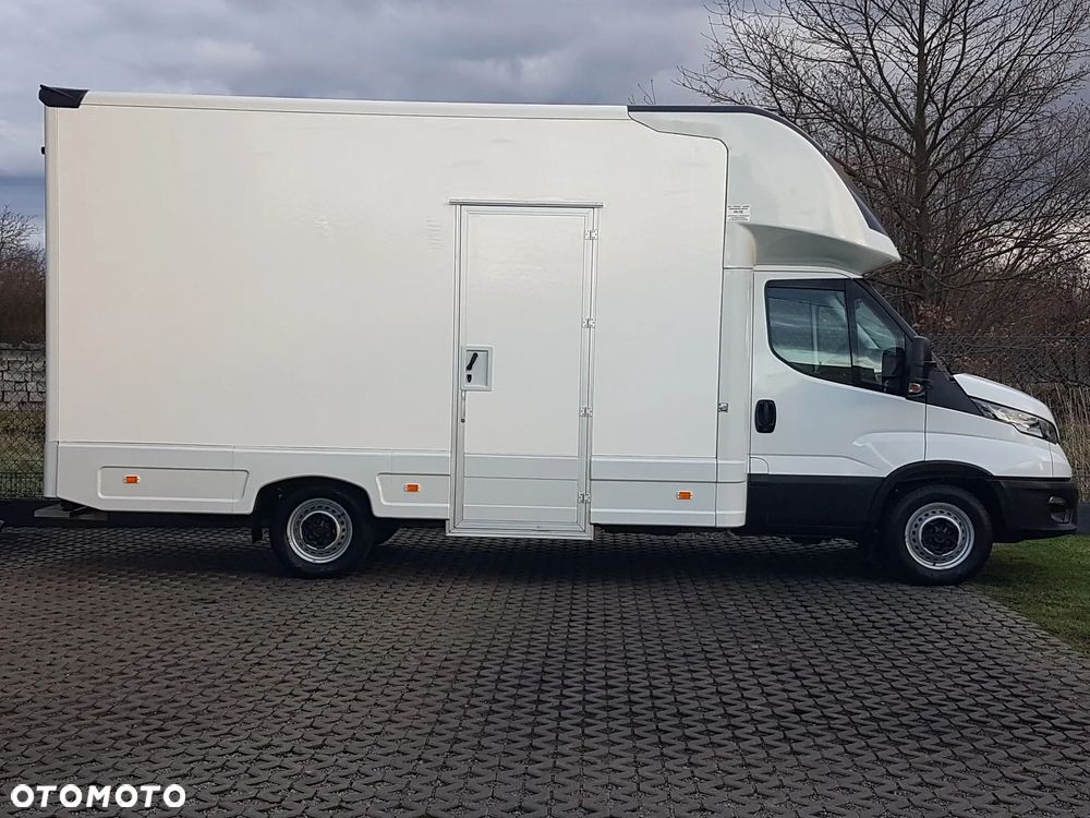 Iveco DAILY KONTENER NISKOPODŁOGOWY 4,43x2,23x2,42 SKLEP KAMPER KONIOWÓZ BAR KLIMA - 12