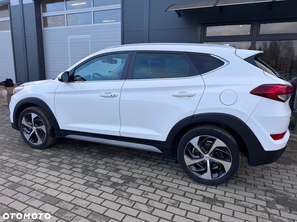 Hyundai Tucson blue 1.7 CRDi 2WD DCT Premium - 27