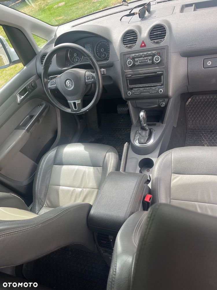Volkswagen Caddy Comfortline DSG - 5