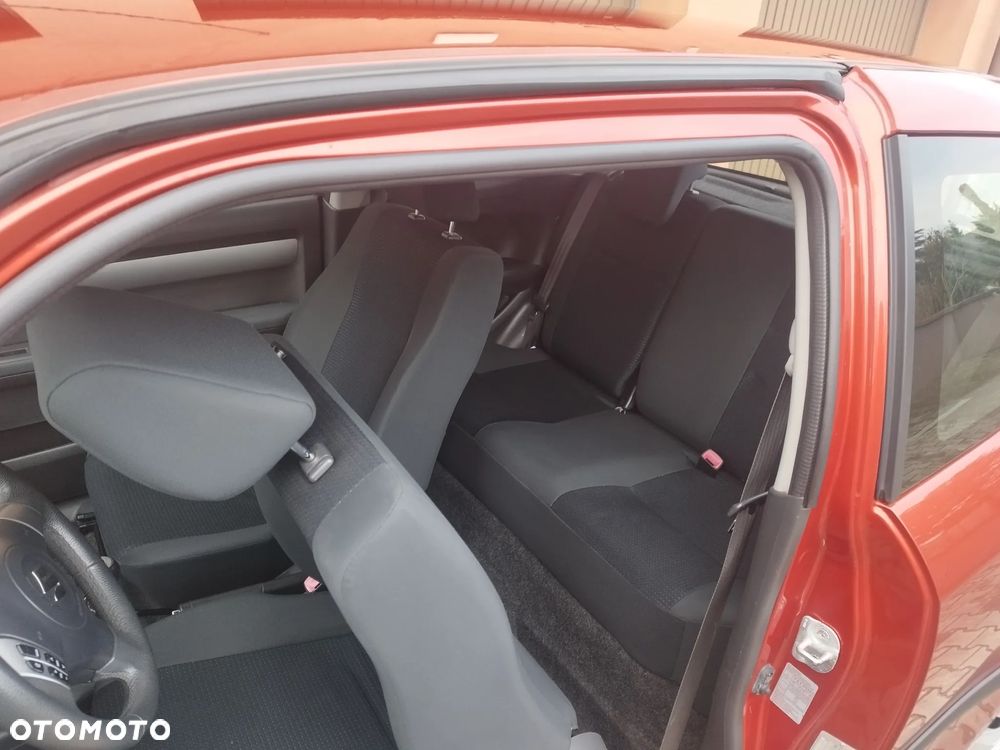 Suzuki Swift 1.3 Comfort - 28