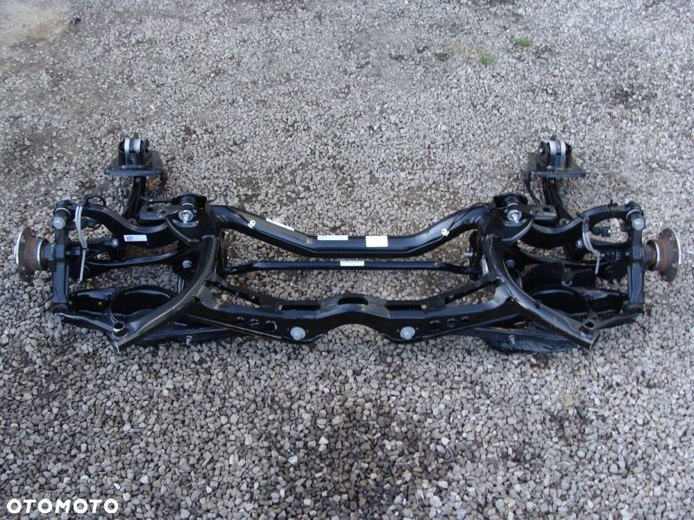 belka oś tylna zawieszenie vw golf viii 8 gti 2024r 5h0500039a - 1