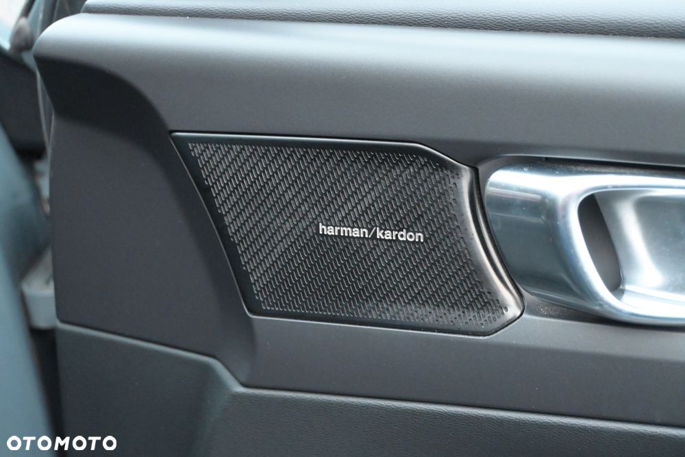 Volvo XC 40 D3 Momentum Pro - 18