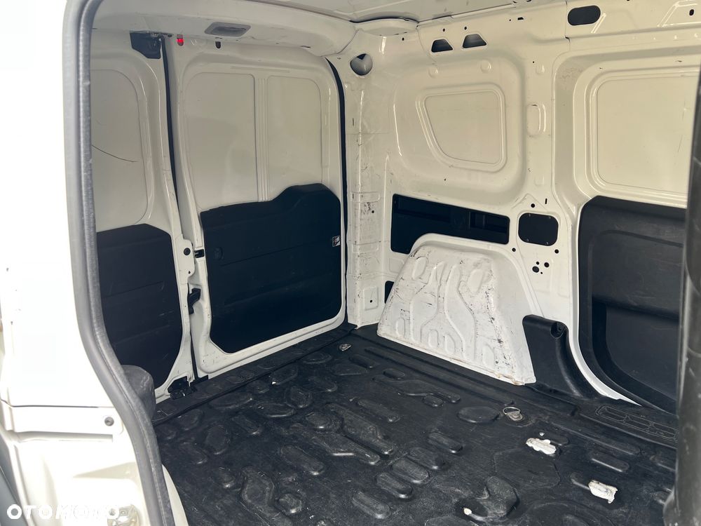 Opel COMBO - 22