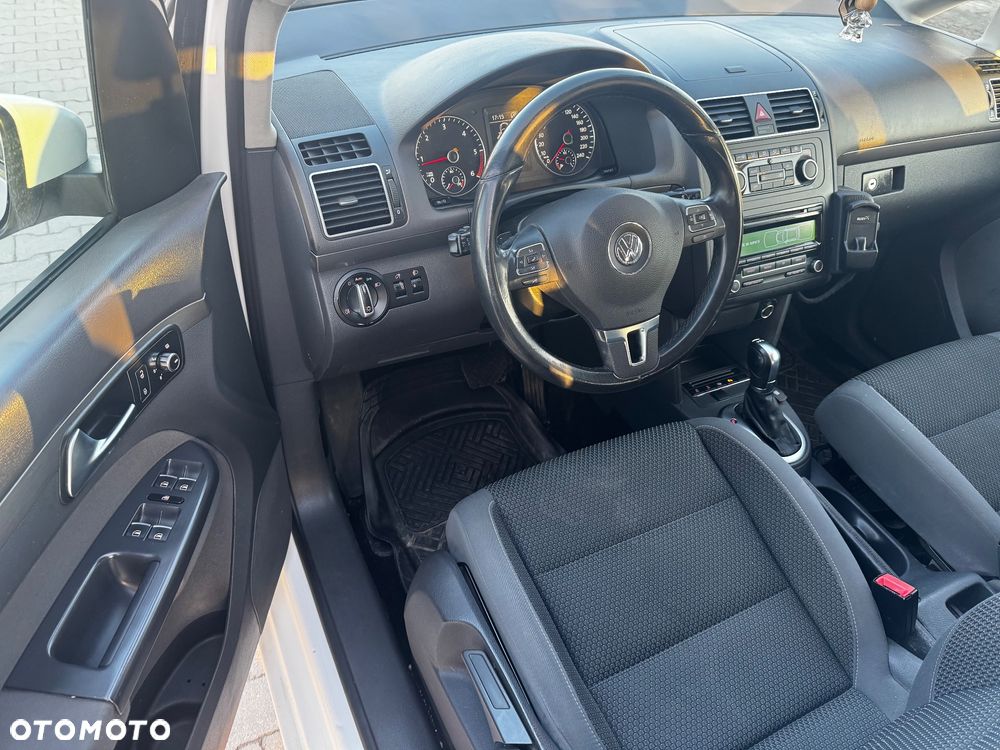 Volkswagen Touran 2.0 TDI DPF Highline DSG - 6