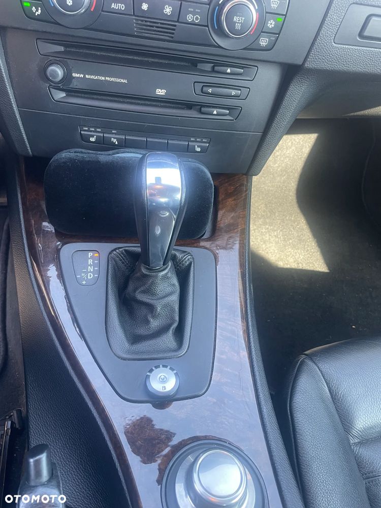 BMW Seria 3 325i - 16