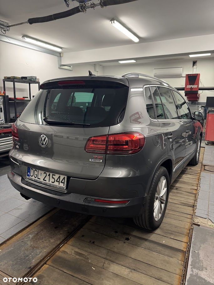 Volkswagen Tiguan 1.4 TSI 4Mot Perfectline R-Style - 4