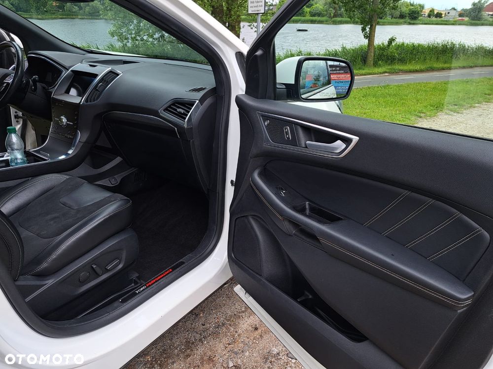 Ford Edge - 21
