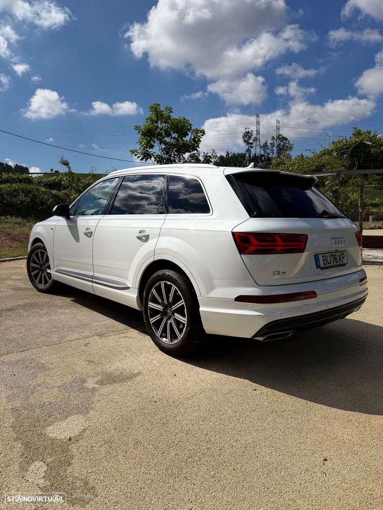 Audi Q7 3.0 TDI quattro S-line Tiptronic - 8