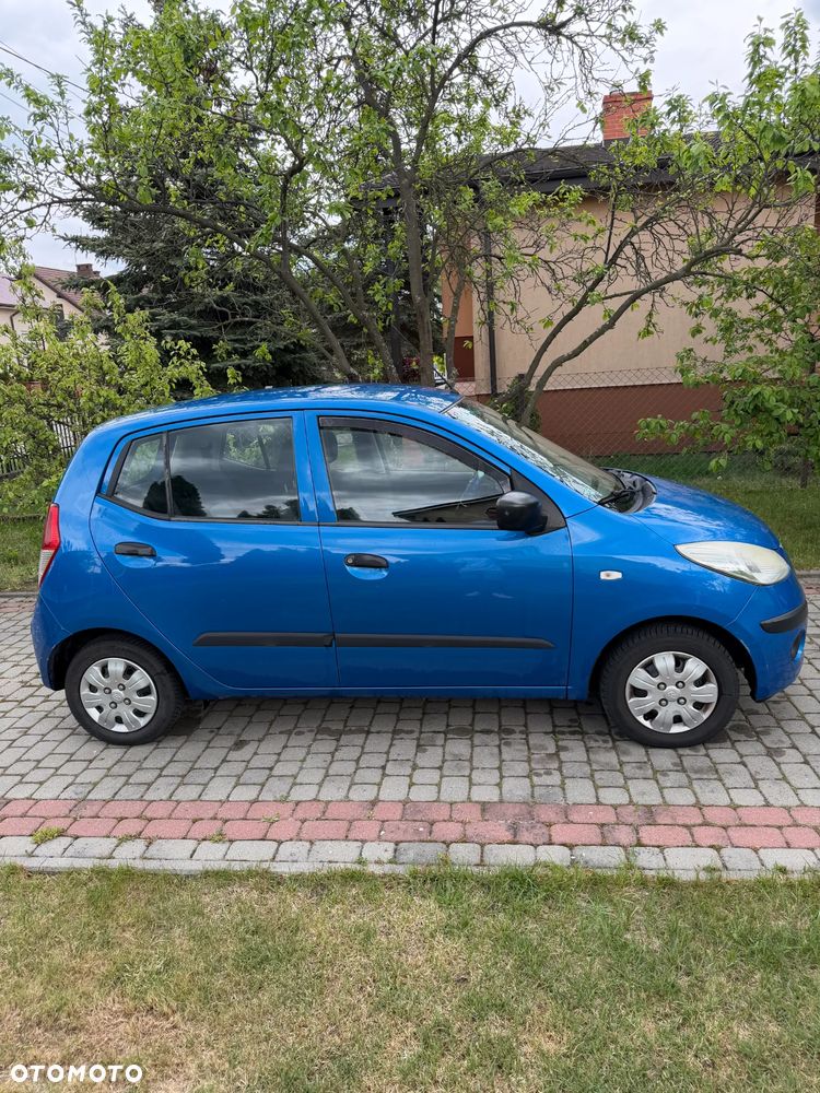 Hyundai i10 1.1 Base - 4